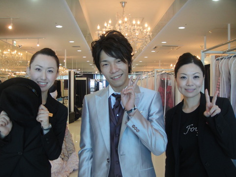 ３人で