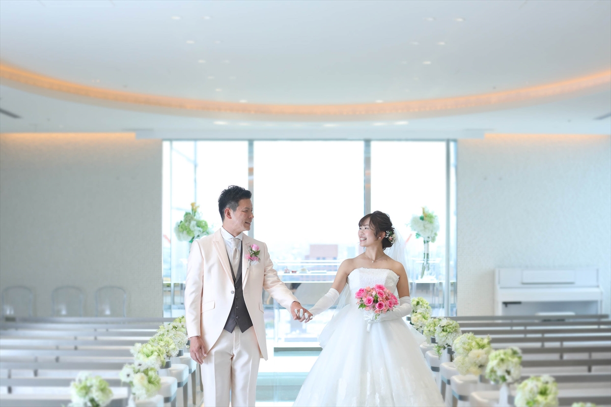 12 7 100 の恩返し 名古屋駅3分の結婚式 結婚式場ならヴェルミヨンバーグ名古屋 公式